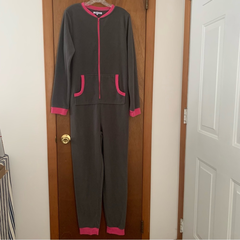 Women’s L SLEEPYHEADS Gray & Hot Pink Zip Front Fleece 1-PC Pajamas w/ Pockets